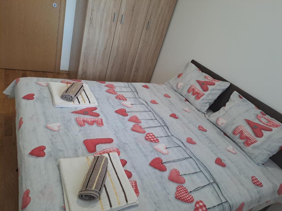 Ferienwohnung Stan Na Dan Nevena Lukavica Exterior foto