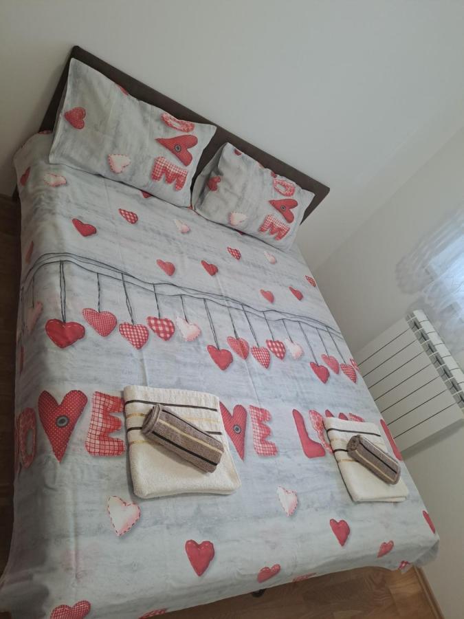 Ferienwohnung Stan Na Dan Nevena Lukavica Exterior foto